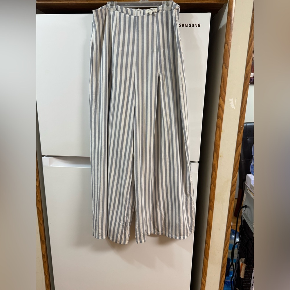 Umgee Navy and White Striped pants